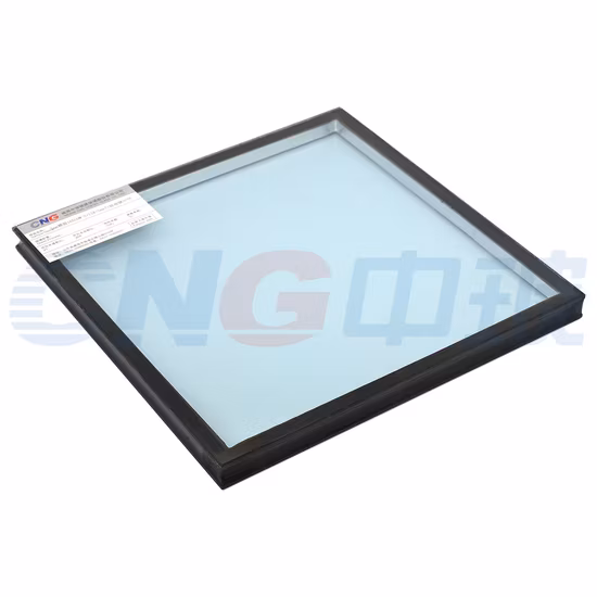 Vetro da costruzione laminato di sicurezza per porta trasparente colorato a basso contenuto di ferro/temperato a colori/temperato da 4-19 mm